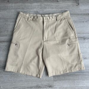 IZOD Men's Tan golf Shorts size 36